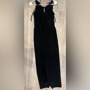 Medium candalite formal black dress (maxi length)